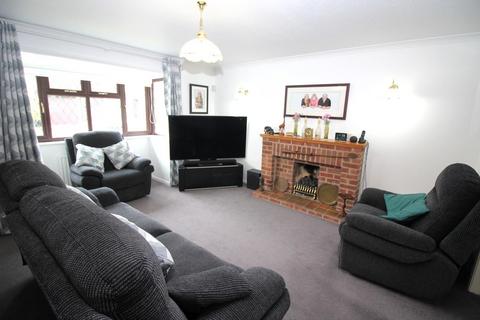 undefined, Lavender Close, Thornbury