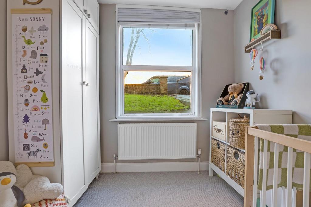 09-6f9c JHProp Wpen - Flat 4 Malcolm Close - 28.jpg