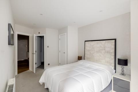 2 bedroom apartment for sale, Blackfriars Lane, London EC4V