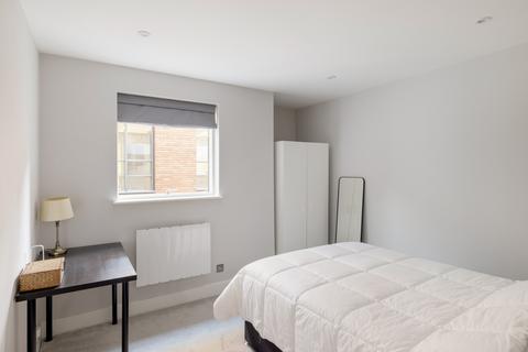 2 bedroom apartment for sale, Blackfriars Lane, London EC4V
