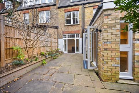 2 bedroom flat to rent, Howitt Road, Belsize Park NW3