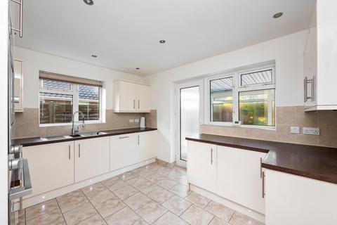 2 bedroom detached bungalow for sale, Hangleton Valley Drive, Hove BN3