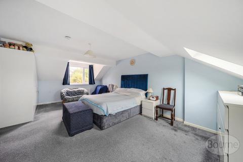 4 bedroom detached house for sale, South Road, Horndean, Waterlooville, Hampshire, PO8