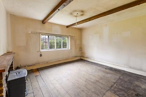 2 bedroom end of terrace house for sale, Penshurst Road, Leigh, TN11