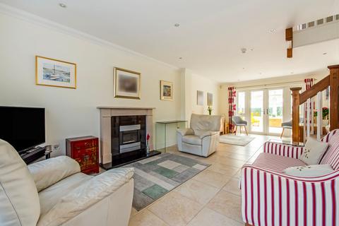 4 bedroom semi-detached house for sale, Spindrift Mews, Bosham, PO18