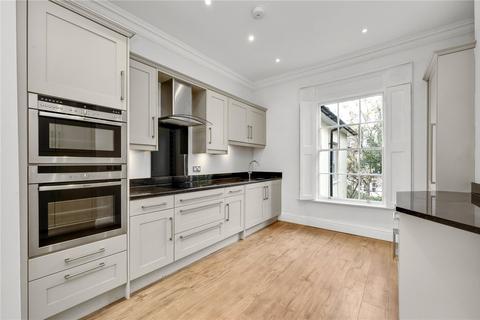 3 bedroom maisonette for sale, Portsmouth Road, Esher, Surrey, KT10