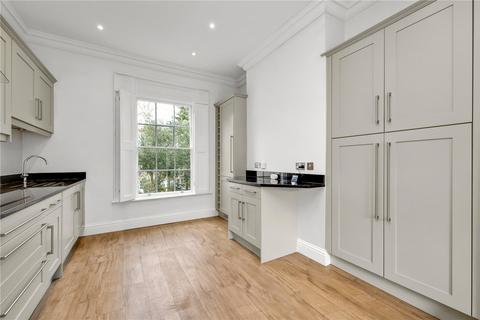 3 bedroom maisonette for sale, Portsmouth Road, Esher, Surrey, KT10