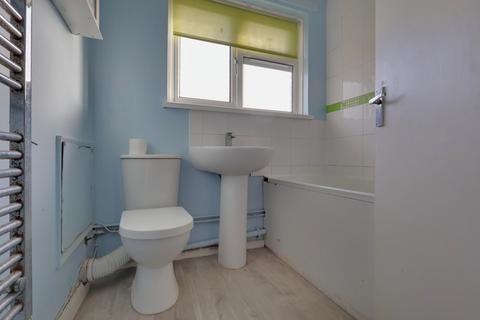 2 bedroom flat for sale, Halstead Road, Cosham
