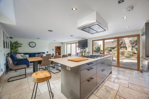 5 bedroom semi-detached house for sale, Church Street, Upham, Southampton, Hampshire, SO32