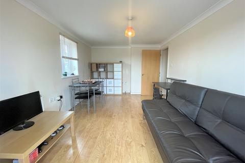 2 bedroom apartment to rent, Cork House, Mannheim Quay, Swansea, SA1
