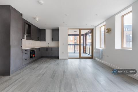 1 bedroom flat to rent, Staines Road, Hounslow, TW4