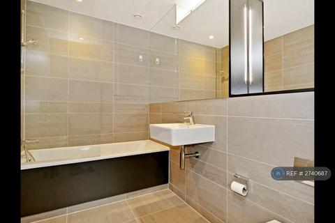 2 bedroom flat to rent, Augustine House, Lewisham, SE13
