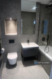 2 bedroom flat to rent, Glengall Road, London, IG8
