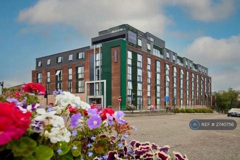 Studio to rent, Craven House, Macclesfield, SK11