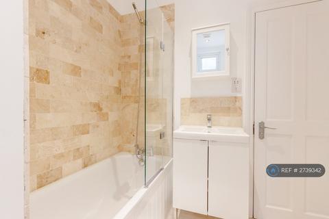 2 bedroom maisonette to rent, Heaton Road, Mitcham, CR4