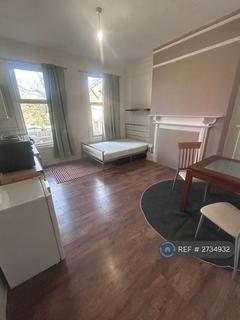 1 bedroom in a house share to rent, Northfield Road, London, N16