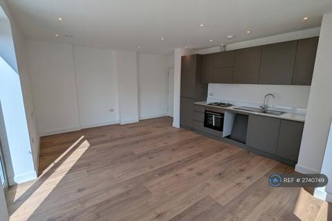 2 bedroom flat to rent, Oto Tower, Ilford, IG3