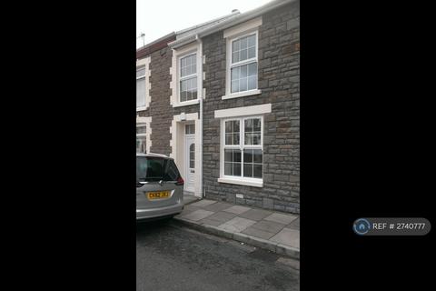 4 bedroom terraced house to rent, Stuart Street, Treorchy, CF42