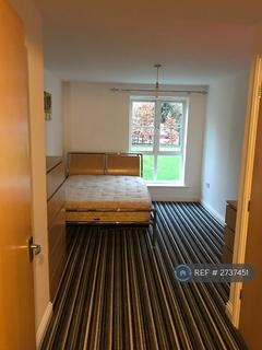 1 bedroom flat to rent, Tudor Way, Knaphill, Woking, GU21
