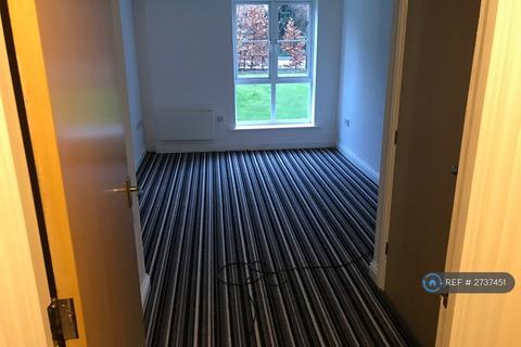 1 bedroom flat to rent, Tudor Way, Knaphill, Woking, GU21