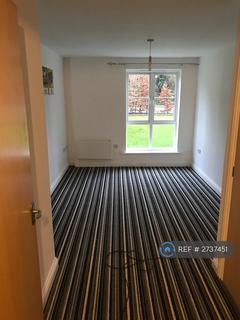 1 bedroom flat to rent, Tudor Way, Knaphill, Woking, GU21