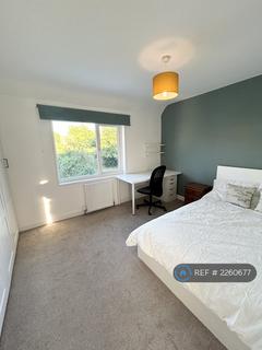 4 bedroom semi-detached house to rent, Cotman Walk, Bristol, BS7