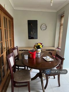 3 bedroom end of terrace house to rent, Brampton Road, London, NW9