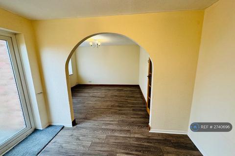 3 bedroom terraced house to rent, Harris Road, Leicester, LE4