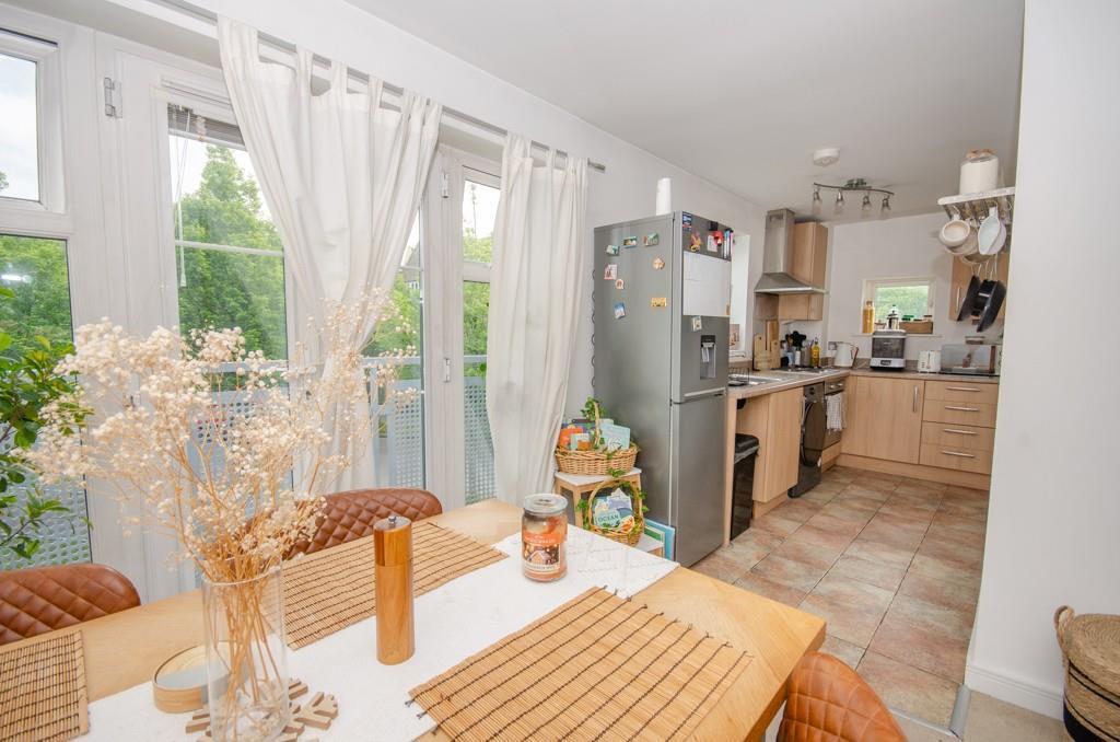 Dining area-kitchen.jpg
