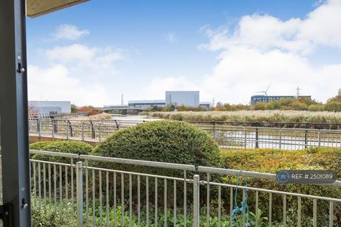 2 bedroom flat to rent, Brook Court, Barking, IG11