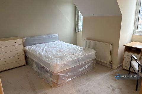 1 bedroom in a house share to rent, Blacon Avenue, Blacon, Chester, CH1