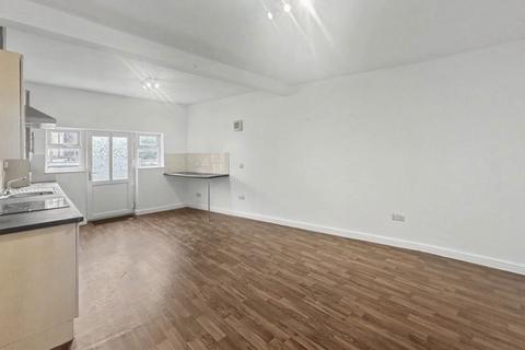 undefined, Nottingham Road, Stapleford, NG9 8AA