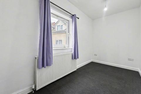 undefined, Nottingham Road, Stapleford, NG9 8AA
