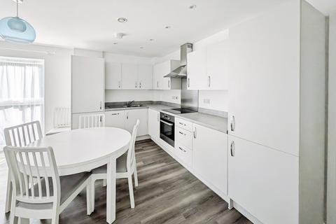 2 bedroom apartment for sale, Station Road, Hook, Hampshire