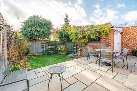 3 bedroom semi-detached house for sale, Hampden Hill, Ware SG12