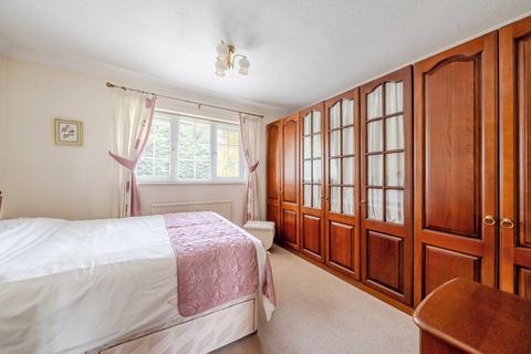 2 bedroom end of terrace house for sale, St. Michaels Court, Slough, Berkshire