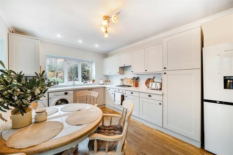 2 bedroom bungalow for sale, St. Johns Lye, Surrey GU21