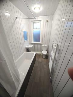 4 bedroom terraced house to rent, Leeds LS8