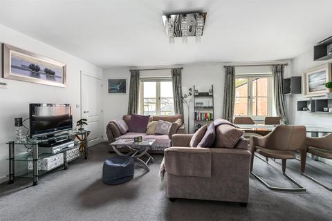 undefined, Oswald Street, Aldershot GU11