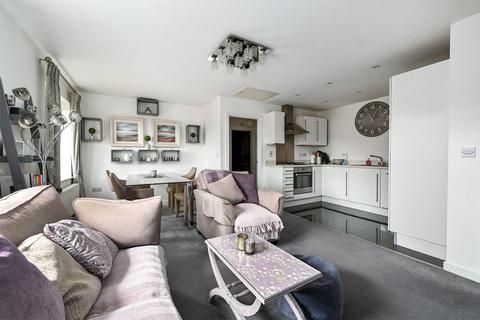 undefined, Oswald Street, Aldershot GU11