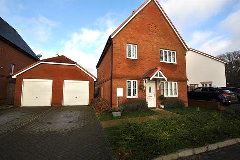 undefined, Redwing Crescent, Hailsham