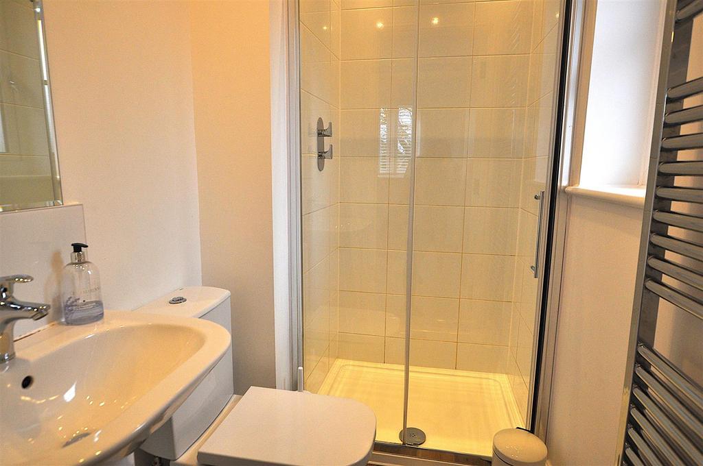En-suite.JPG