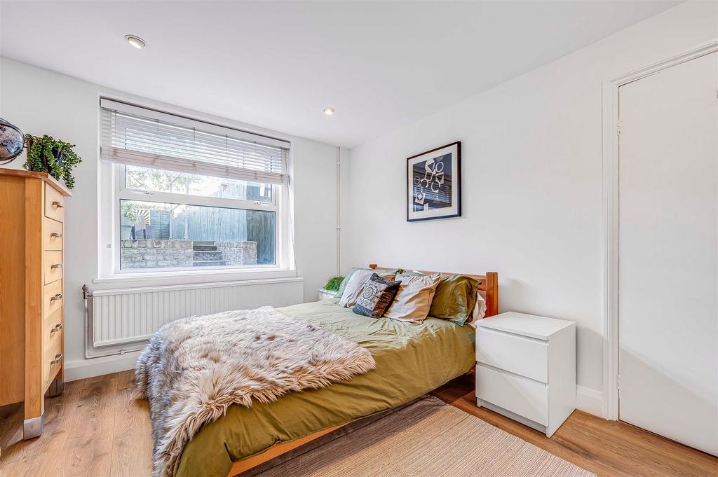 Davies Davies 63a Fonthill Road N4 12.JPG