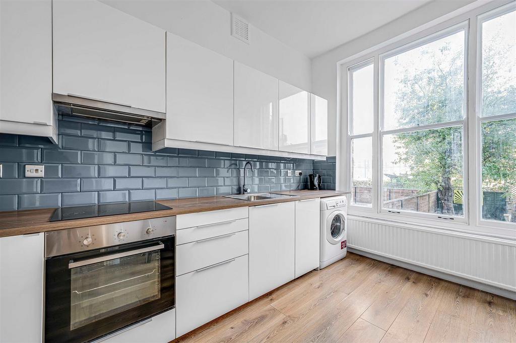 Davies Davies 63a Fonthill Road N4 04.JPG