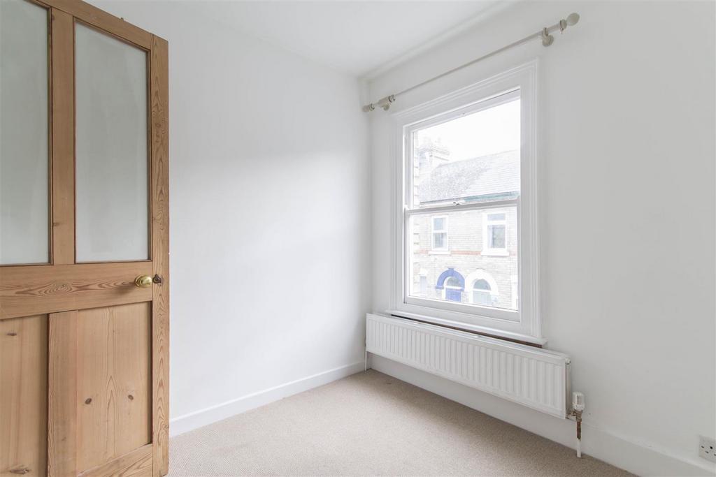 Bedroom 3.jpg