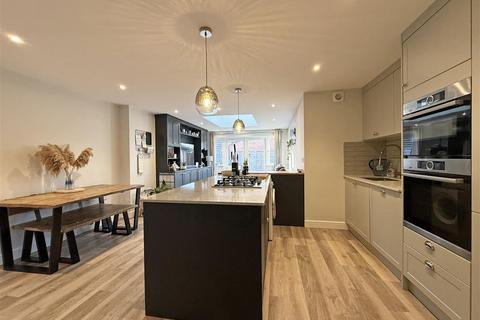 3 bedroom semi-detached house for sale, Melbourne Rise, Bicton Heath, Shrewsbury