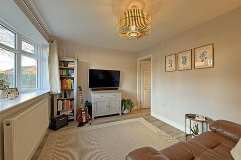 3 bedroom semi-detached house for sale, Melbourne Rise, Bicton Heath, Shrewsbury