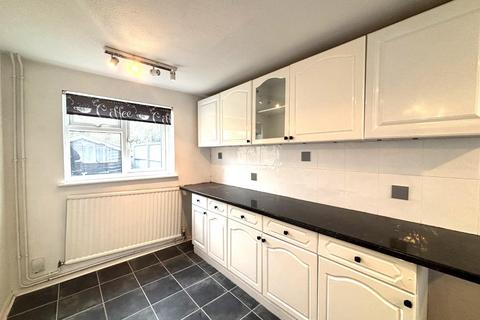 3 bedroom terraced house for sale, Mildmay Road, Stevenage