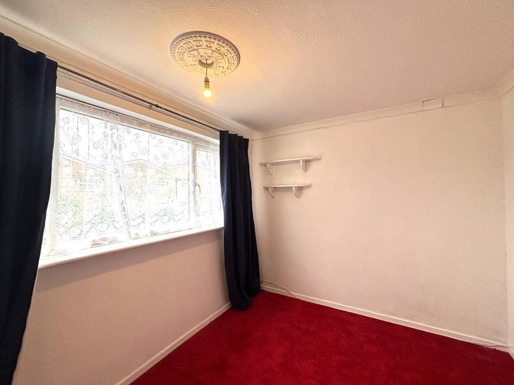 Bedroom 2 1.jpeg