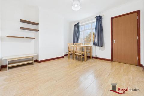 2 bedroom flat to rent, Everton Drive, Stanmore, HA7 1EA